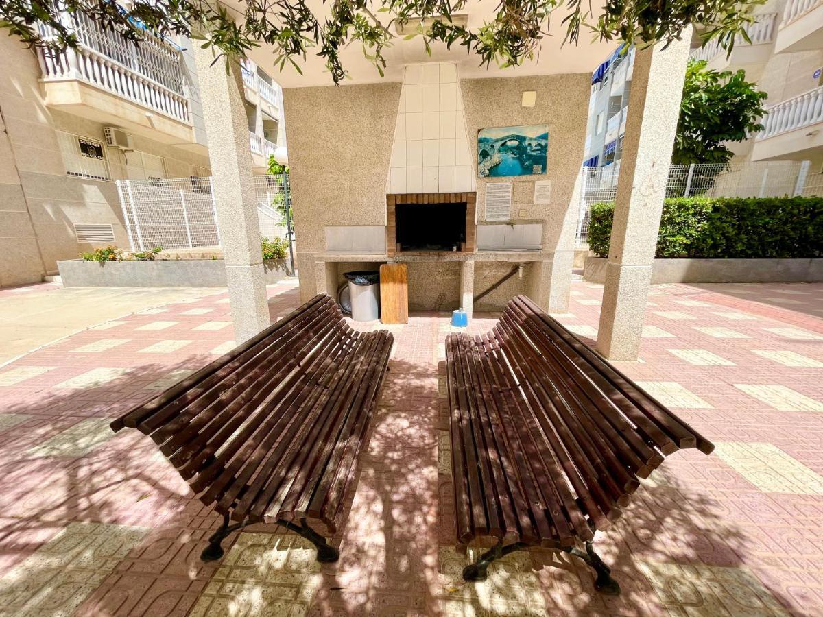 Torrevieja Comfortable Apartment Exterior photo