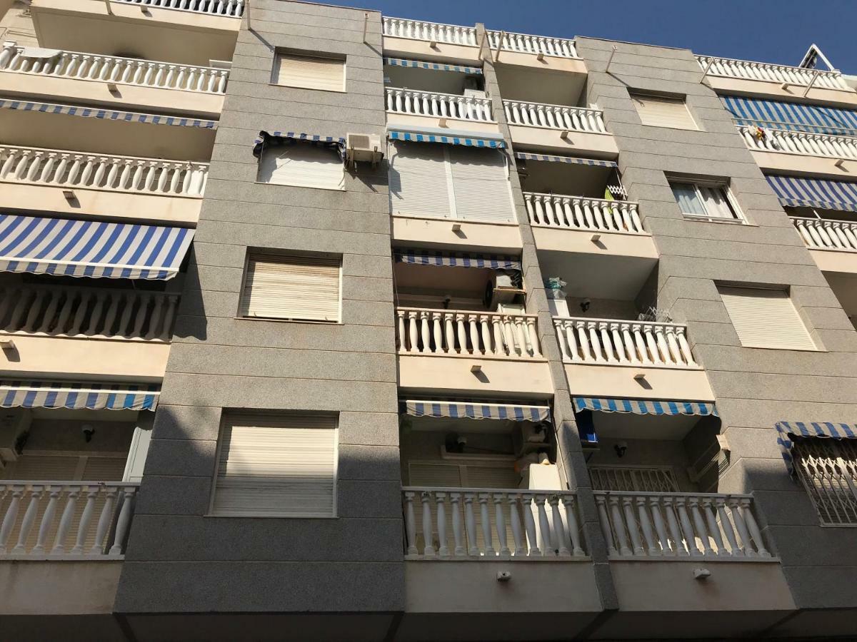 Torrevieja Comfortable Apartment Exterior photo